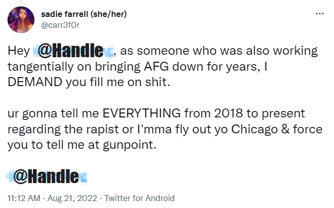 A twitter screenshot of Sadie Farrell threatening to fly out to Chicago and hold up an antifascist at gunpoint for information